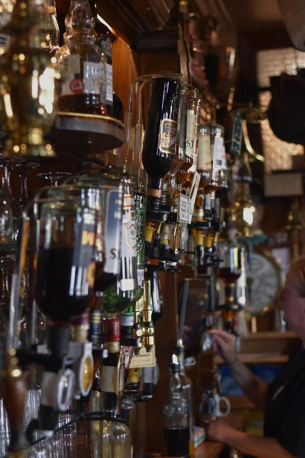 The Olde Ship Inn Seahouses Exteriör bild