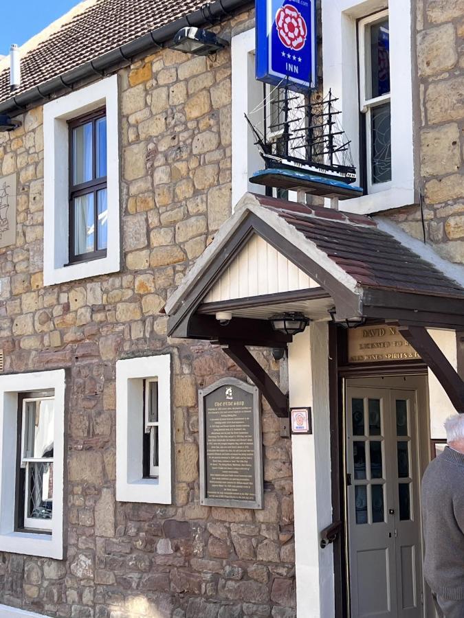 The Olde Ship Inn Seahouses Exteriör bild